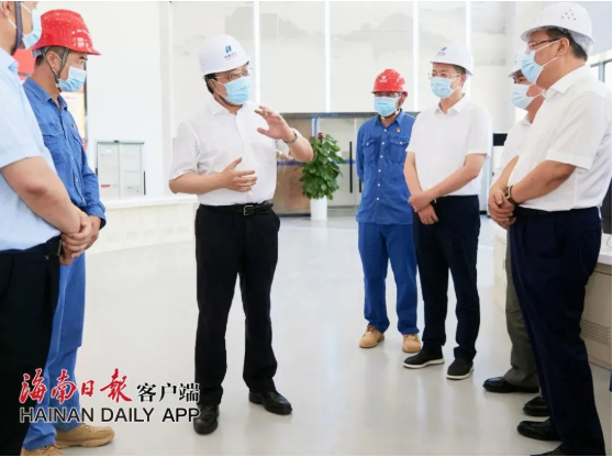 歡迎海南省省委常委，省委副書記，省長馮飛蒞臨馳大幕墻公司承接的洋浦華能幕墻項目視察